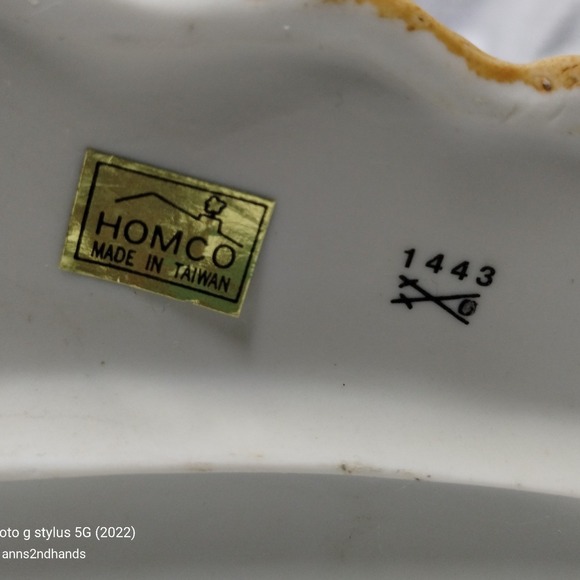 Vintage Homco Porcelain Pig Figurine Sow with Piglets 1443 Made in Taiwan - Picture 8 of 13